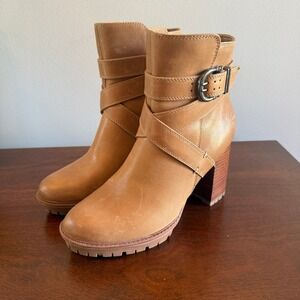 Naturalizer Lyra Tan Boots w/ Crossing Straps & Buckle | Block Heel | Size 8.5